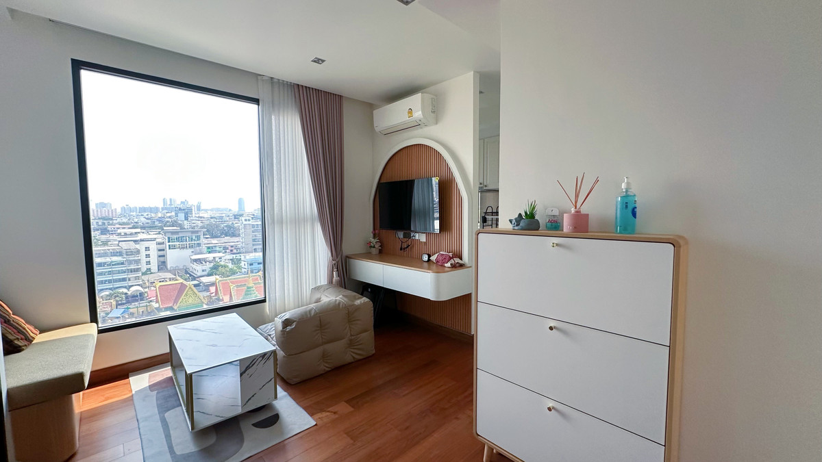 ขายคอนโดสาทร นราธิวาส : 🚨 ด่วน! ขายคอนโดเจริญกรุง 