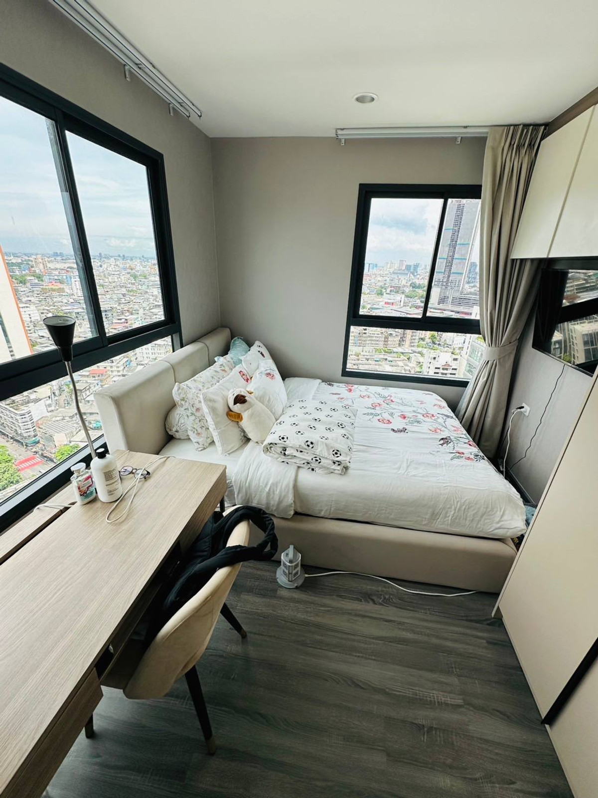 ให้เช่าคอนโดสยาม จุฬา สามย่าน : Ideo Chula Samyan【𝐑𝐄𝐍𝐓】🔥ฟีลเบาสบาย ใช้ชีวิตได้อย่างผ่อนคลาย🔥  ติดต่อไลน์ไอดี: @hacondo