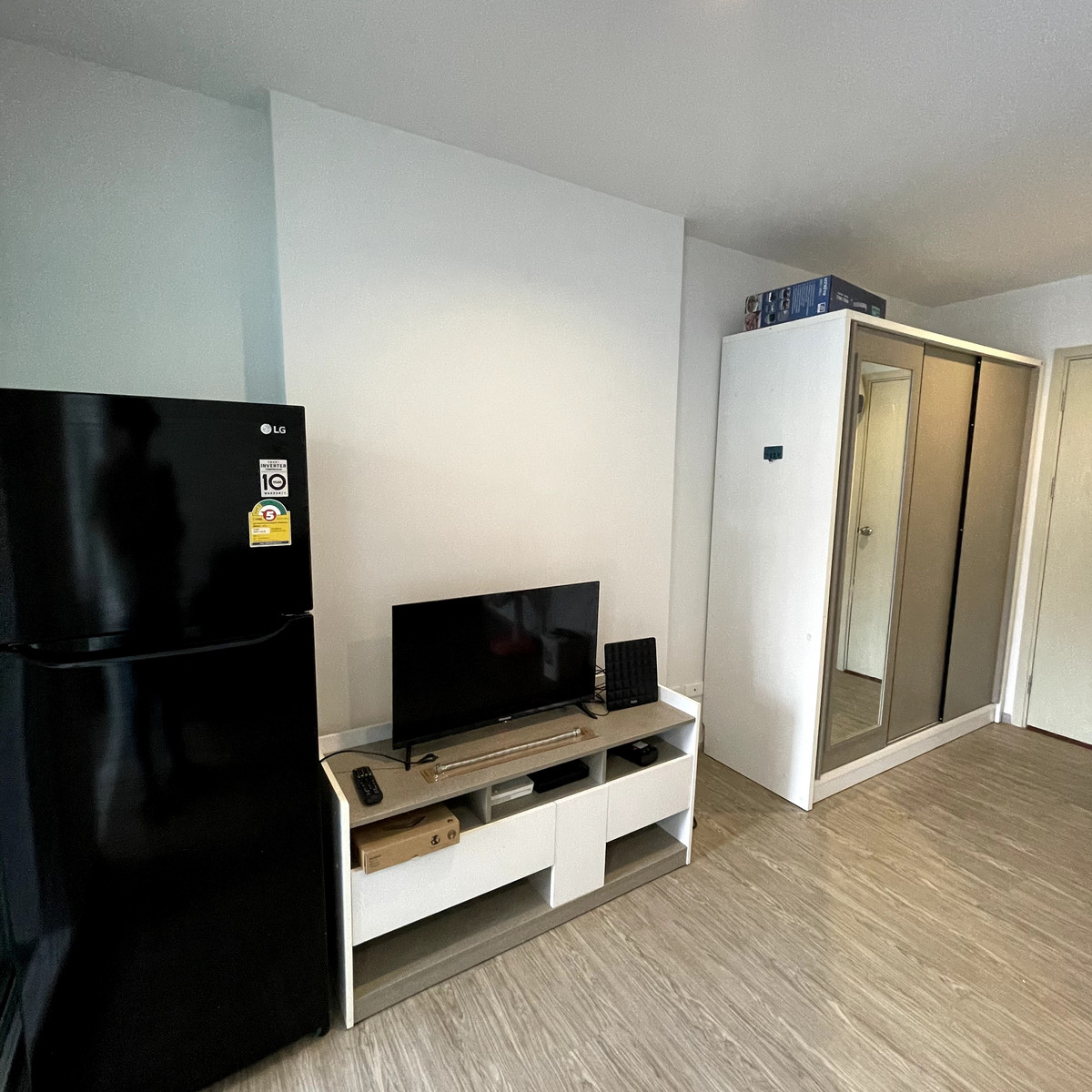 ให้เช่าคอนโดบางซื่อ วงศ์สว่าง เตาปูน : คอนโดให้เช่า - MRT บางซ่อน  —-รีเจ้นท์ โฮม  บางซ่อน 28—-