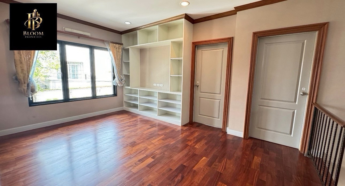 ขายบ้านนวมินทร์ รามอินทรา : ( 𝐅𝐨𝐫 𝐒𝐚𝐥𝐞 )🏠 Life bangkok boulevard Ramintra 105