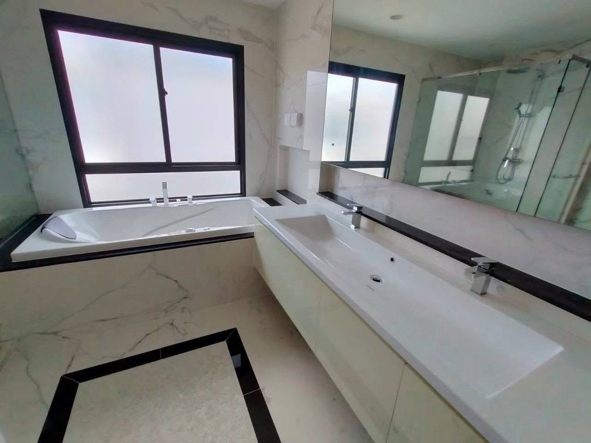 For SaleHouseChaengwatana, Muangthong : Luxury House for Sale  Setthasiri Chaengwattana Prachachuen 2 Largest Unit Brand New Near Si Saman Expressway Price 27.9 MB