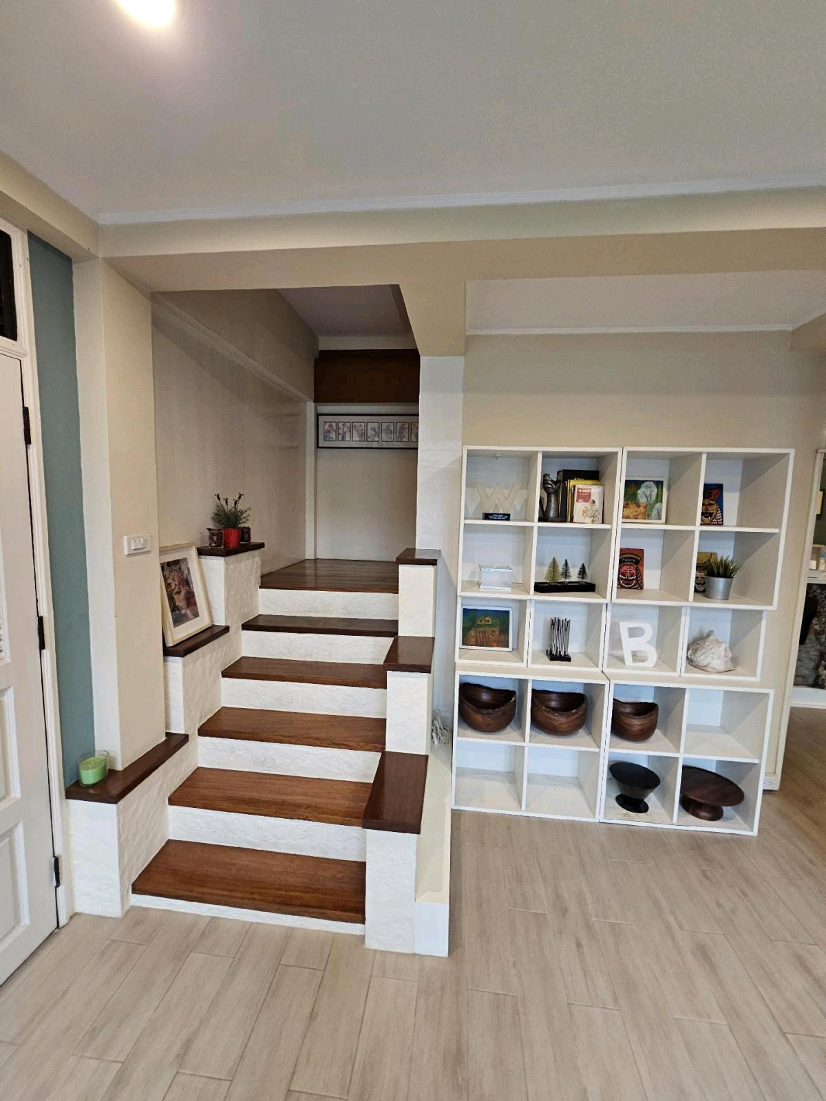 ขายบ้านเสรีไทย-นิด้า : ‼️ขายด่วน‼️Chic House For Sale‼️
Looking 🥰for a Stylish and Cozy Home?  ใครกำลังมองหาบ้านสไตล์เก๋ๆ? ไม่ซ้ำใครมาทางนี้  ใกล้ NIDA, นวมินทร์, เสรีไทย 