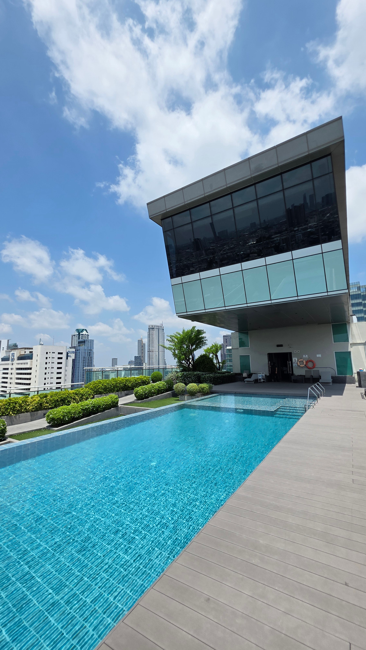 คอนโดสาทร นราธิวาส : เช่า-ขาย Centric Sathorn St.Louis @bts Saint Louis ยุ้ย 089-0415258