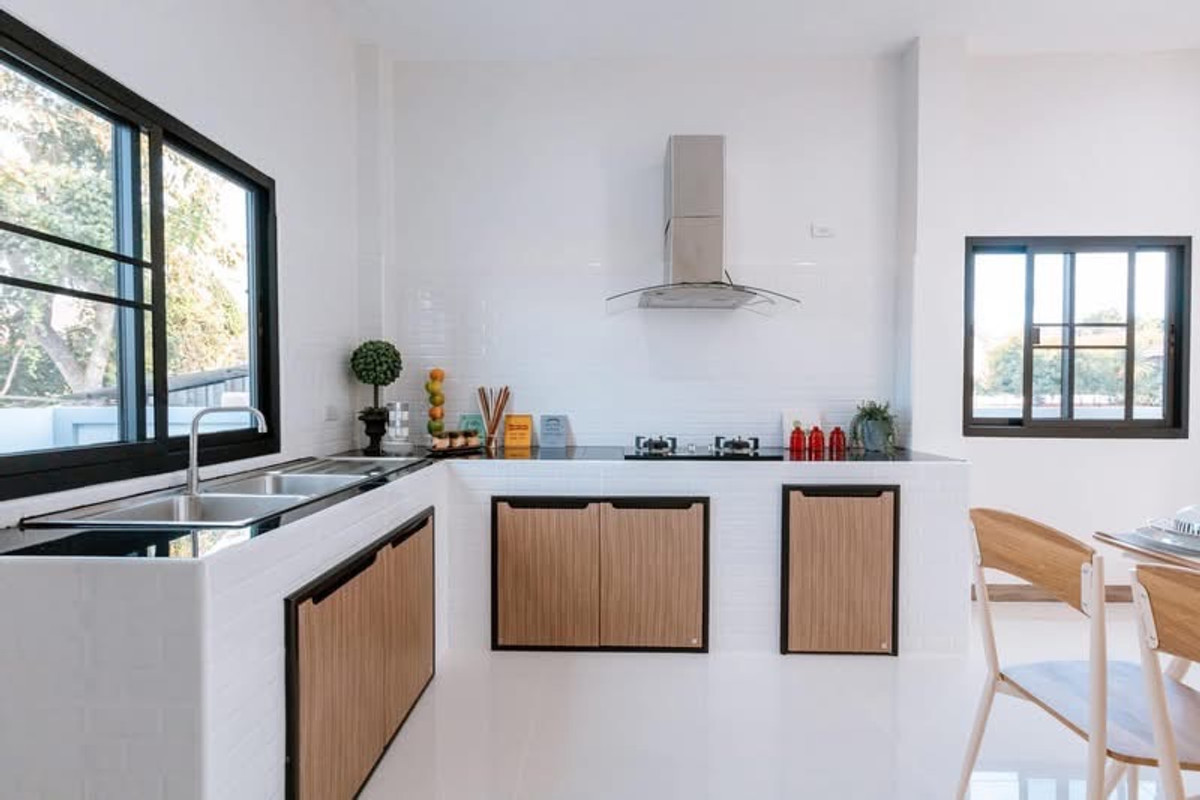 ขายบ้านเชียงราย : ✈️ ด่วน! ขายบ้านเดี่ยวพร้อมอยู่เชียงราย (โซนบ้านดู่) ดีไซน์มินิมอล พื้นที่กว้าง 88.6 ตร.ว. ใกล้สนามบินแม่ฟ้าหลวงเพียง 5 นาที! 🏡