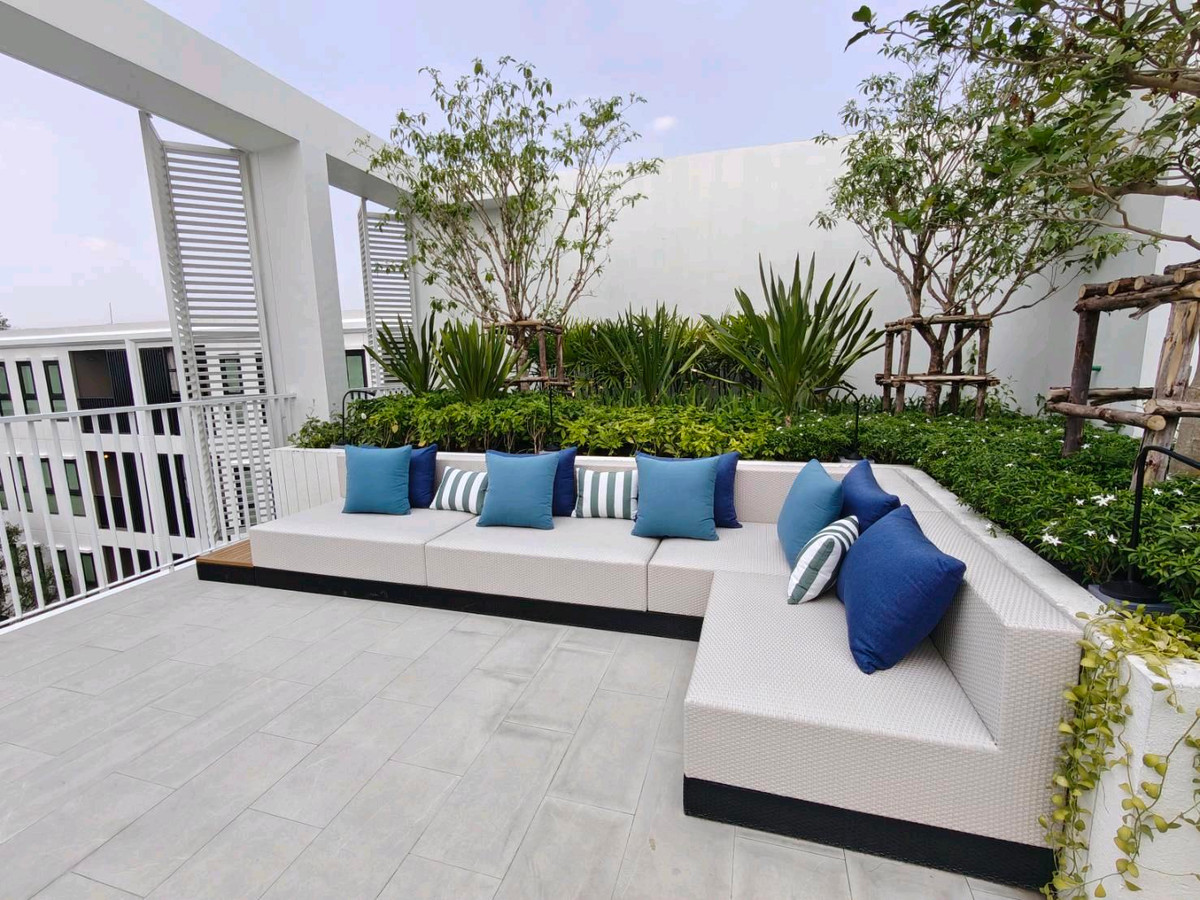 For SaleCondoWongwianyai, Charoennakor : For sale: Aspire Itsaraphap, view of Wat Arun, very beautiful.