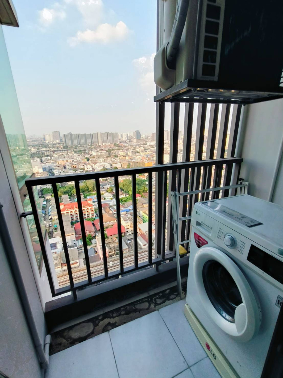 คอนโดบางซื่อ วงศ์สว่าง เตาปูน : ให้เช่าคอนโด THE STAGE TAOPOON (มีภาษาอังกฤษ/ 中文可通 ) เฟอร์ครบ พร้อมเครื่องกรองน้ำ& เครื่องซักผ้า พร้อมเข้าอยู่! (ใกล้ห้างสรรพสินค้าเกตเวย์)