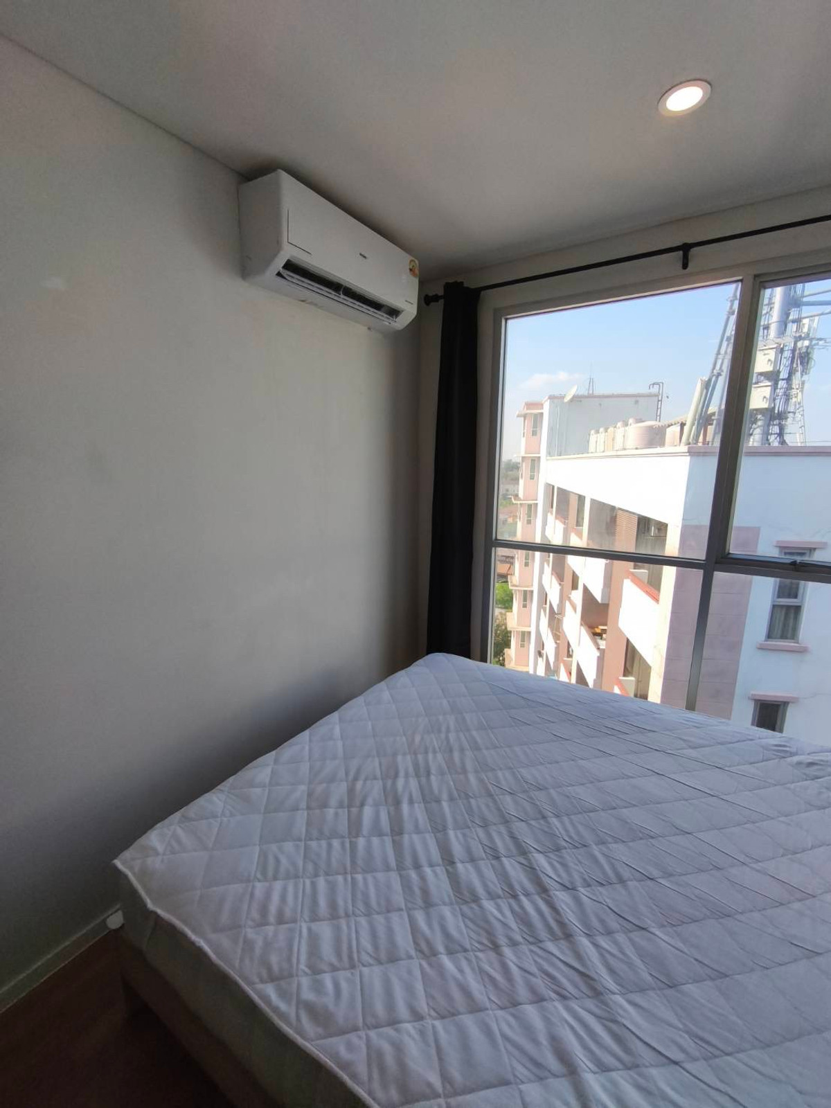 For RentCondoBangna, Bearing, Lasalle : Condo for rent, Lumpini Place Bangna Km. 3, Soi behind Central Bangna, near BTS Udomsuk / Bangna, ready to move in, very good price.