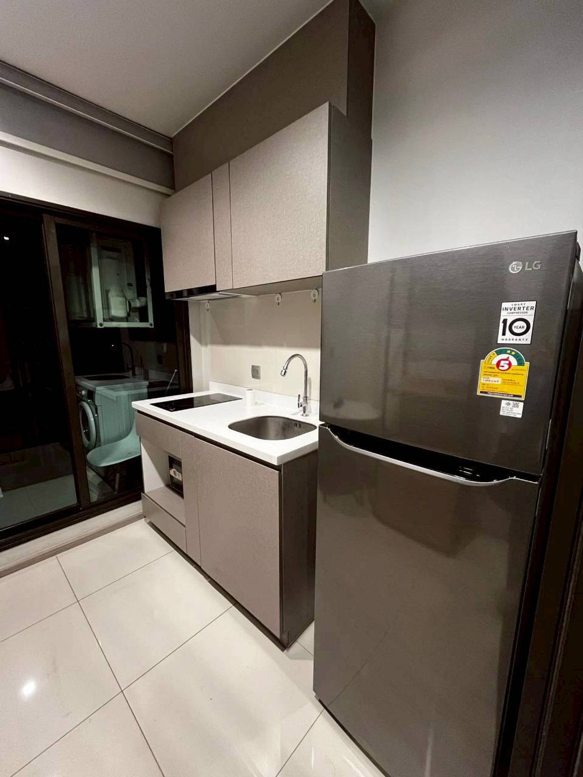 ให้เช่าคอนโดพระราม 9 เพชรบุรีตัดใหม่ RCA : ✅ LAK241 ✅ Line : @p2nproperty