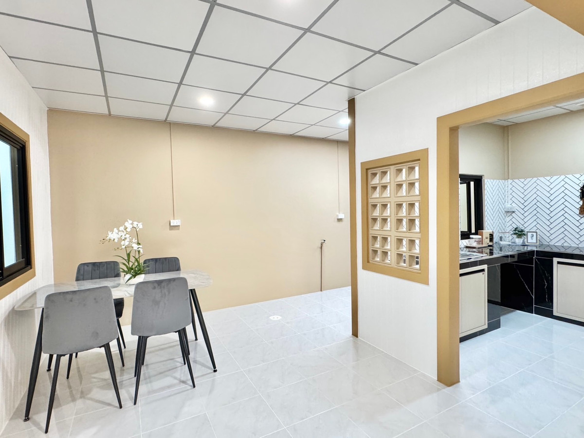 ขายนนทบุรี บางใหญ่ บางบัวทอง : ขายบ้านแฝดพฤกษา 19 วัดลาดปลาดุก 35 ตร.ว. หน้ากว้าง 10 ม. จอดรถ 3 คัน ฟรีโอน