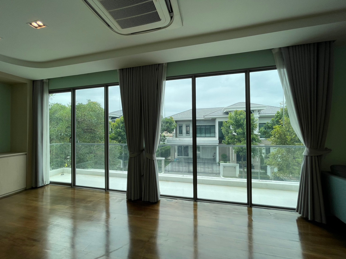 For RentHouseEakachai, Bang Bon : The Pavilla (Private Residences) Bangbon 3 Luxury House for Rent 4 Bedrooms 485 Sq.m. Please call: 062-496-6454