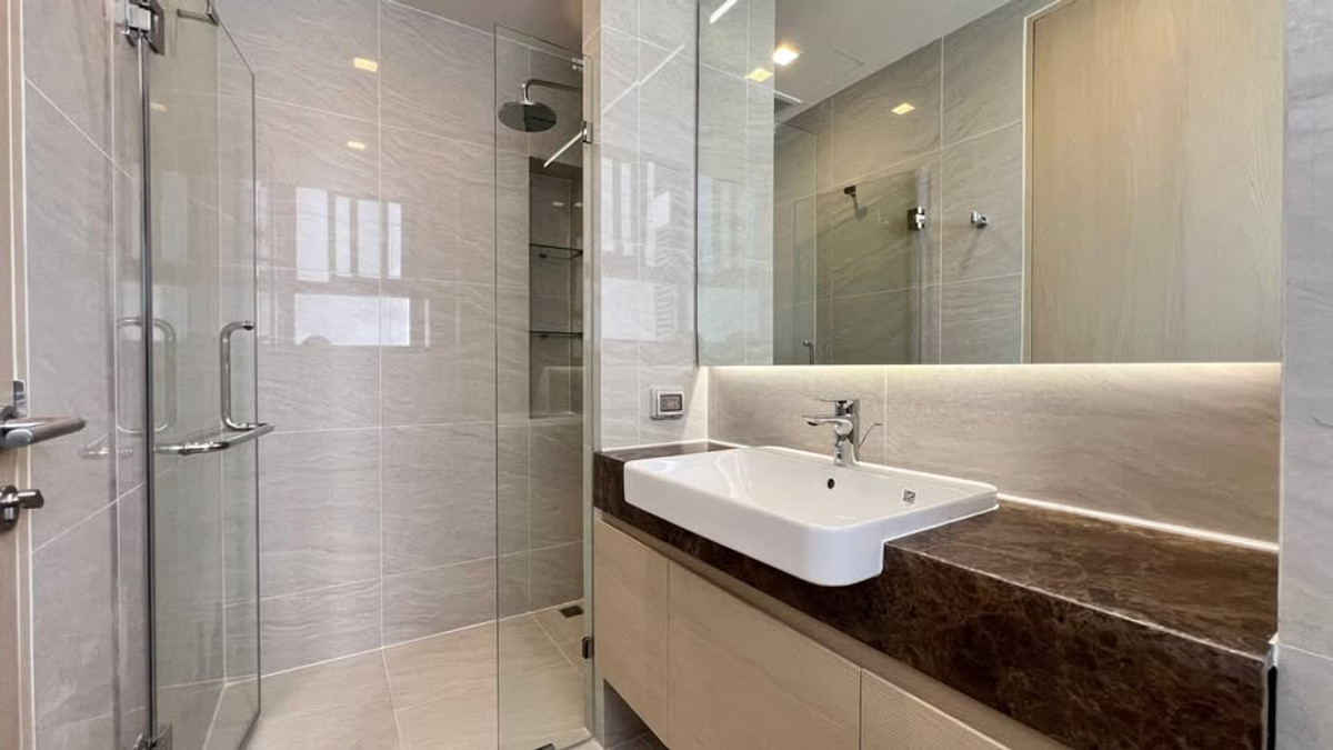 ให้เช่าคอนโดสุขุมวิท อโศก ทองหล่อ : #E171🎉010469 ให้เช่าคอนโด Noble State 39