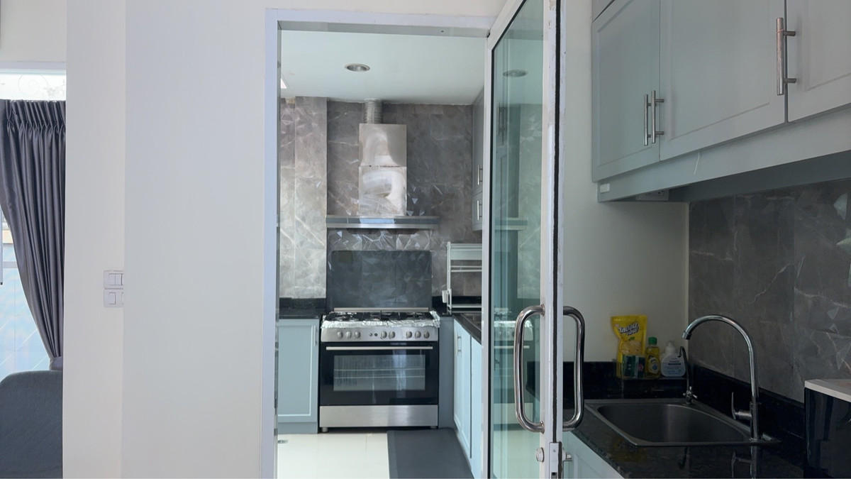 ให้เช่าทาวน์โฮมเลียบทางด่วนรามอินทรา : RH033626 ให้เช่า ทาวน์โฮม 3ชั้น 4ห้องนอน บ้านกลางเมือง Urbanion พระราม 9 – ลาดพร้าว ตกแต่งพร้อมอยู่