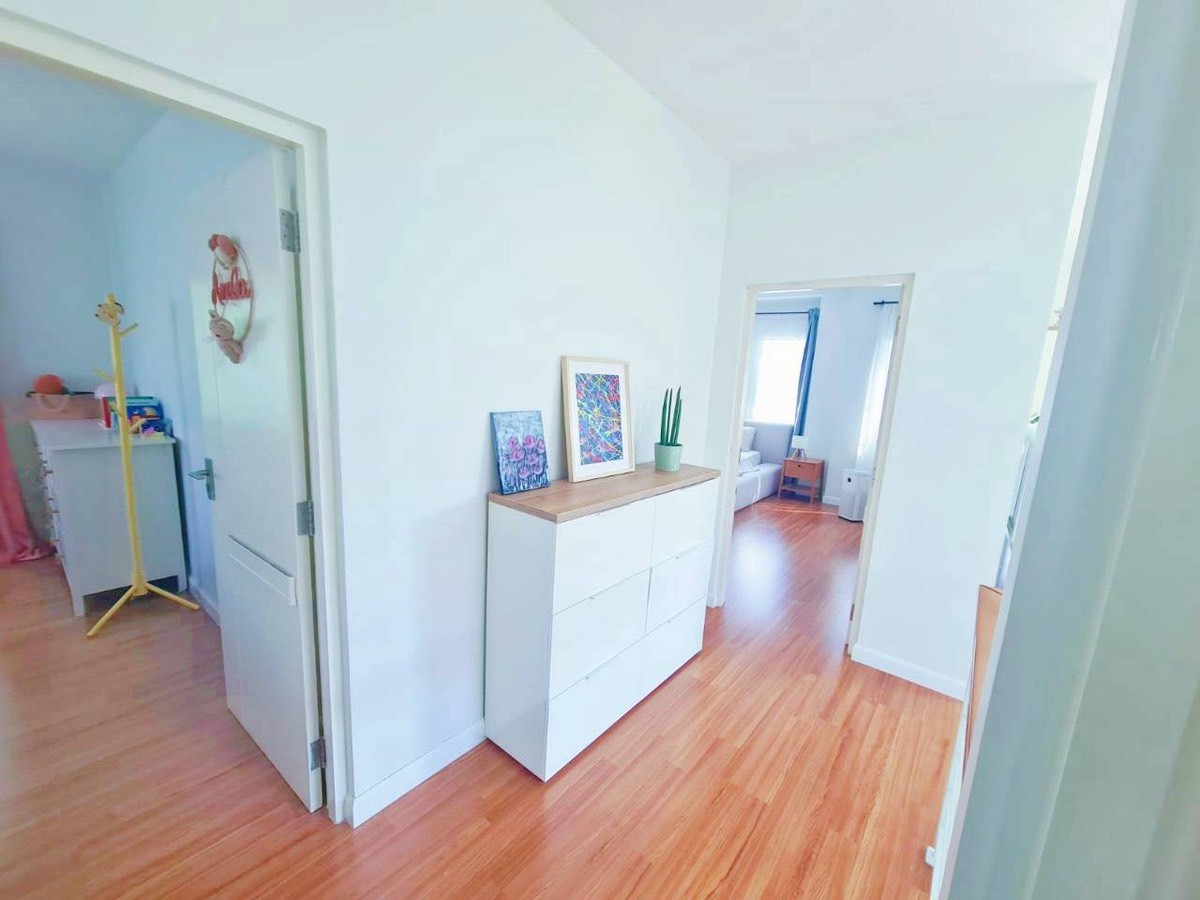 ให้เช่าบ้านนวมินทร์ รามอินทรา : ให้เช่าบ้านเดี่ยว หมู่บ้านมัณฑนา เลค วัชรพล สุขาภิบาล 5 บ้านหลังมุม ใกล้สถานีรถไฟฟ้า สายสีเขียว (N.2048)