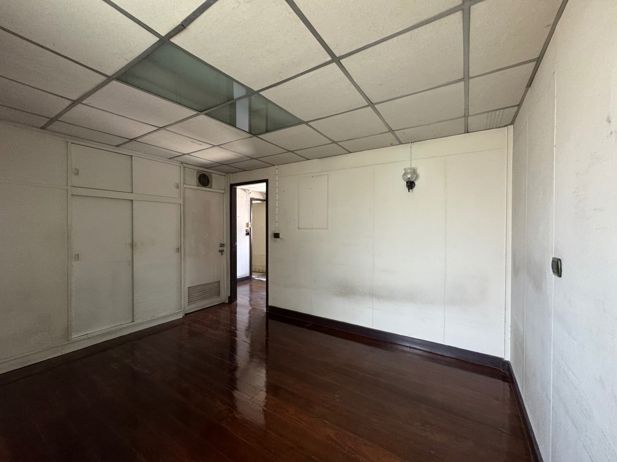 ให้เช่าบ้านสาทร นราธิวาส : ให้เช่า📍บ้านเดี่ยวทำธุรกิจ จาก BTS ช่องนนทรี 1.1 km จากถนนนราธิวาสเพียง 280m