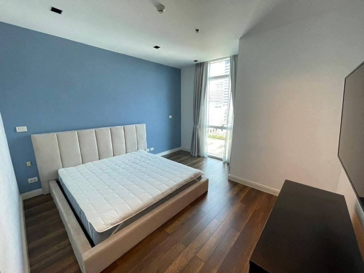 ให้เช่าคอนโดวิทยุ ชิดลม หลังสวน : ให้เช่า Athenee Residence ราคา 90,000 บาท [JZr260333]