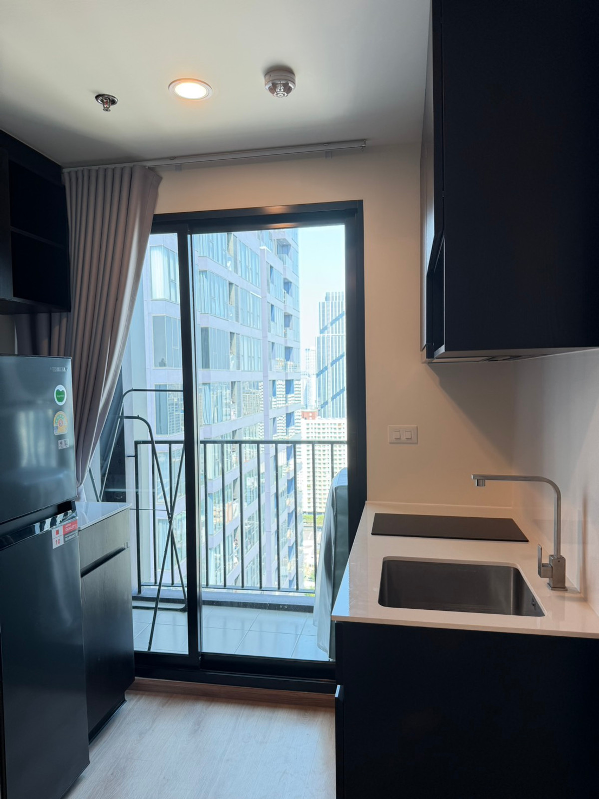 For RentCondoRama9, Petchburi, RCA : Nue District R9 | Room ready to move in, separate kitchen, high floor 📞 Line:@pukkhome (with @ )