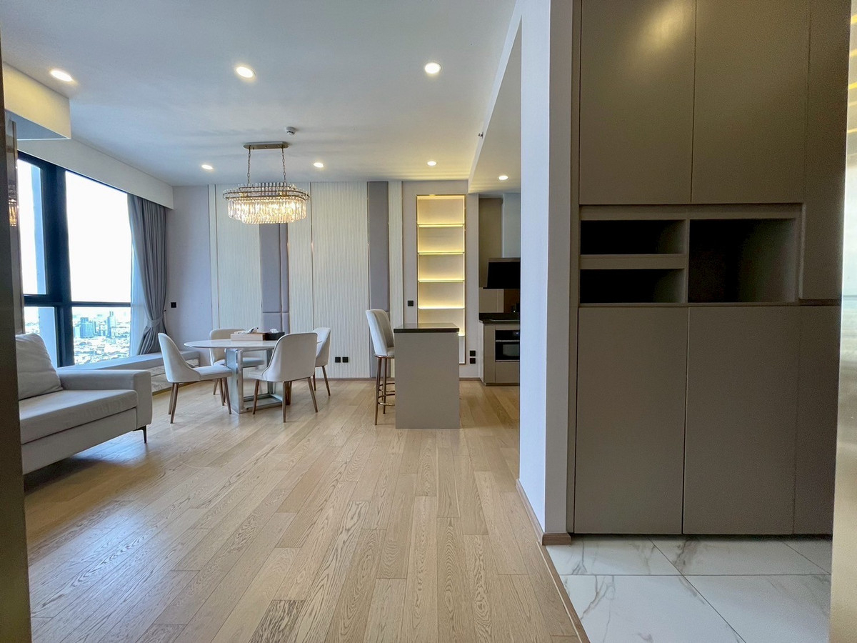 ขายคอนโดสุขุมวิท อโศก ทองหล่อ : 🏙️ ขายขาดทุน !!!💥 3 BR 100 ตร.ม. Park Origin Thonglor 💥 24.9 ล้านบาท 📈 Yield ปล่อยเช่า 4%/ปี 🏢 100 ตร.ม. 🛏️ 3 ห้องนอน 3 ห้องน้ำ 🤝 Co-agent