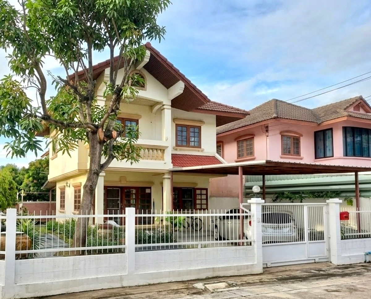 For SaleHouseNonthaburi, Bang Yai, Bangbuathong : House with land Phetlada Village / 2 Bedrooms (FOR SALE), House & Land Phetlada Village / 2 Bedrooms (FOR SALE) BNS021