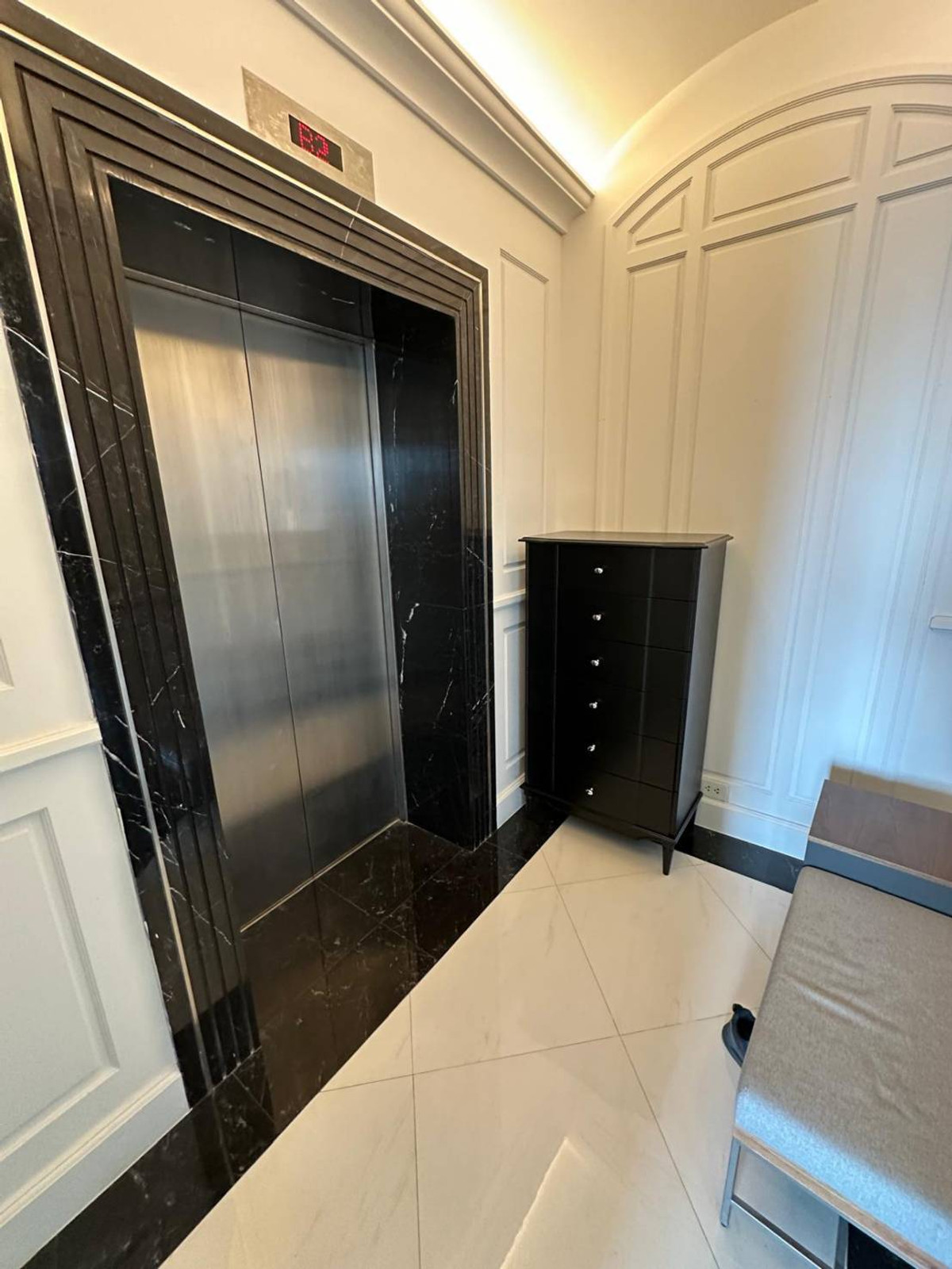 For RentCondoSukhumvit, Asoke, Thonglor : For rent: 2 bedrooms, 2 bathrooms, Royce Private Residence | Royce Private Residences