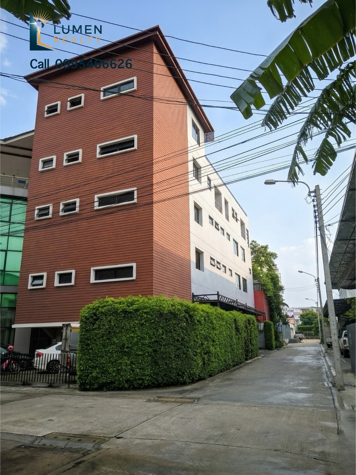 ขายอาคารพาณิชย์นวมินทร์ รามอินทรา : [ขาย-เช่าด่วน!] อาคารสำนักงานหัวมุม ทำเลทองคู้บอน – พื้นที่ใช้สอยยักษ์ 1,700 ตร.ม. ✨🏢