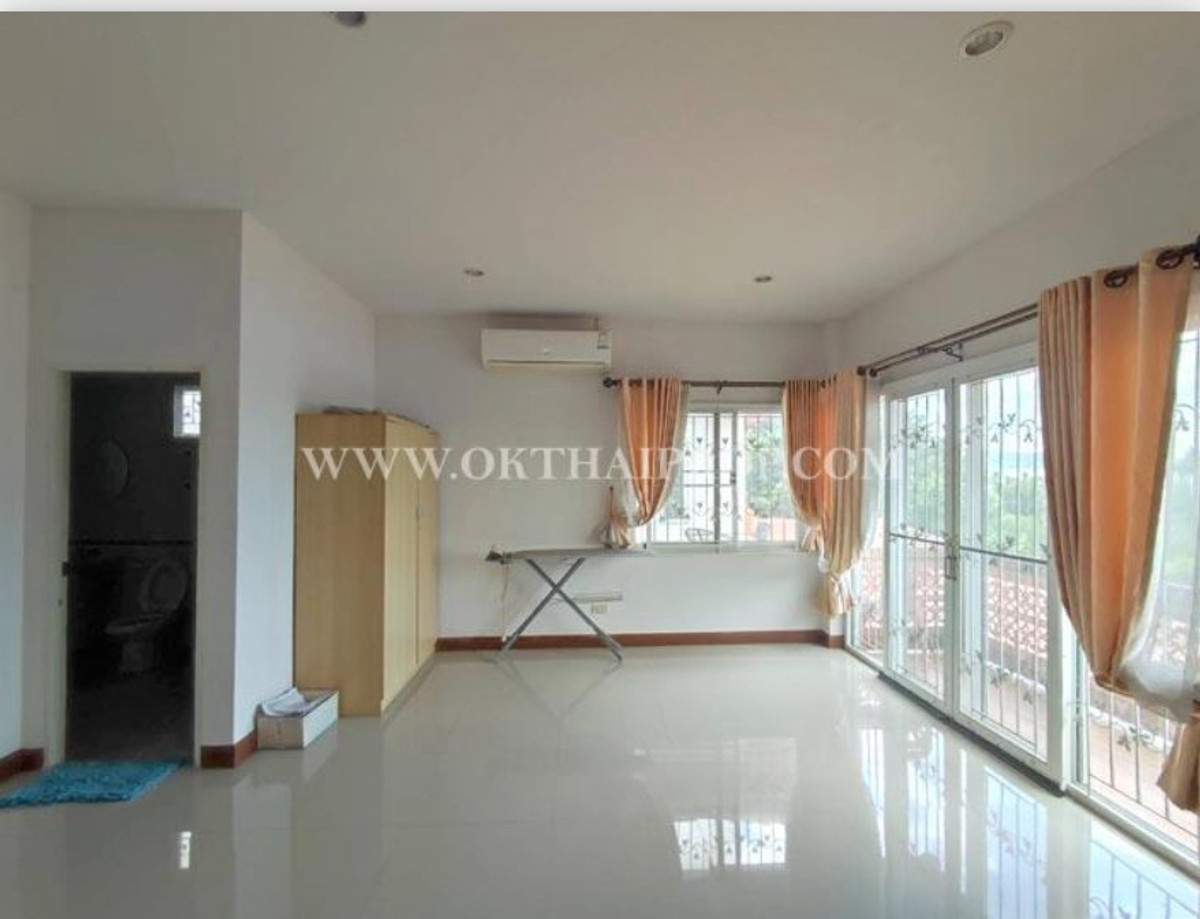 ให้เช่าบ้านลาดกระบัง สุวรรณภูมิ : ให้เช่าบ้านเดี่ยว หมู่บ้านทรัพย์เจริญ ฉลองกรุง 53 ใกล้ศูนย์กีฬาเฉลิมพระเกียรติ 72 พรรษา