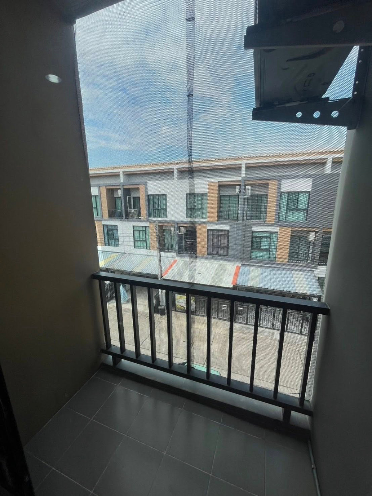 ให้เช่าทาวน์โฮมมีนบุรี-ร่มเกล้า : S04-0099 Townhome for rent, Trio Romklao Project