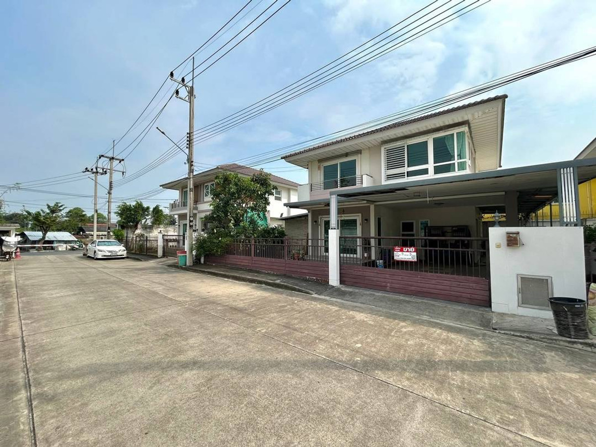 For SaleHousePathum Thani,Rangsit, Thammasat : Single house for sale, Bella Wongwaen - Lumlukka Klong 3, size 60 sq m, in front of the house does not collide with anyone, Bella Wongwaen - Lumlukka Klong 3