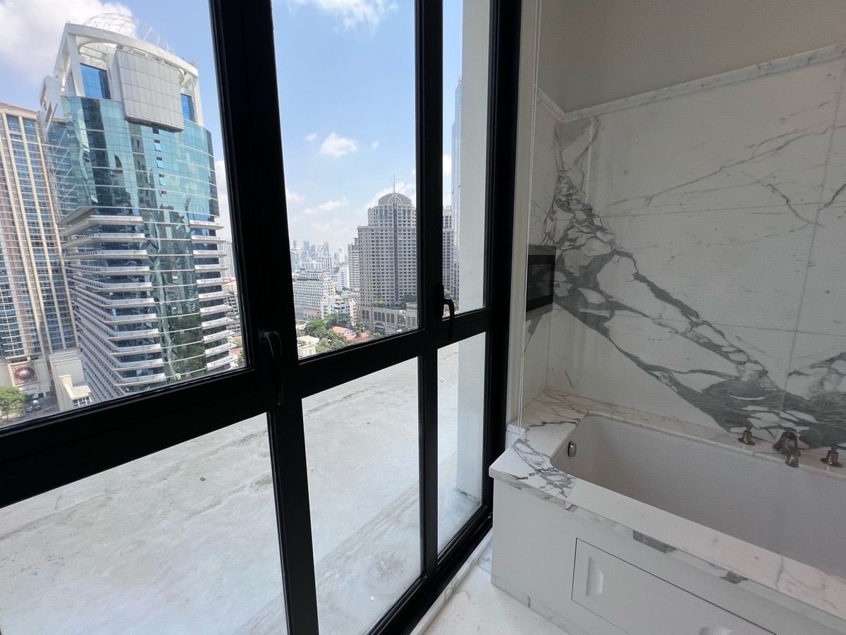 ขายคอนโดวิทยุ ชิดลม หลังสวน : 98 Wireless timeless elegance meets ultimate privacy.–  2 bed 3 bath 120 sqm 0635925888
