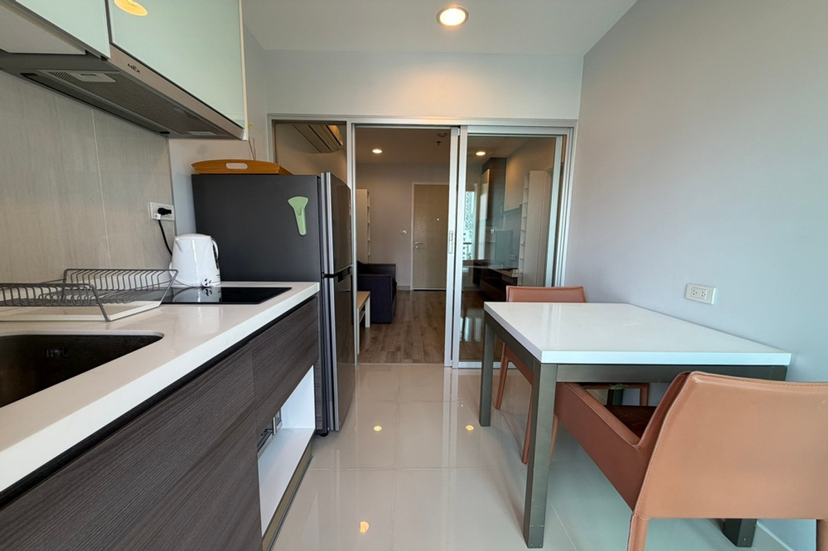 ให้เช่าคอนโดสาทร นราธิวาส : 🔥 เช่าด่วน !! Centric Sathorn -St.Louis, 1 ห้องนอน, 1 ห้องน้ำ, วิวเมือง, ห้องทิศตะวันออก, ชั้นสูง 11++, ห้องหายาก, ครัวปิด !!🔥Code C20240200442 แต่งครบ, พร้อมเข้าอยู่📣📣