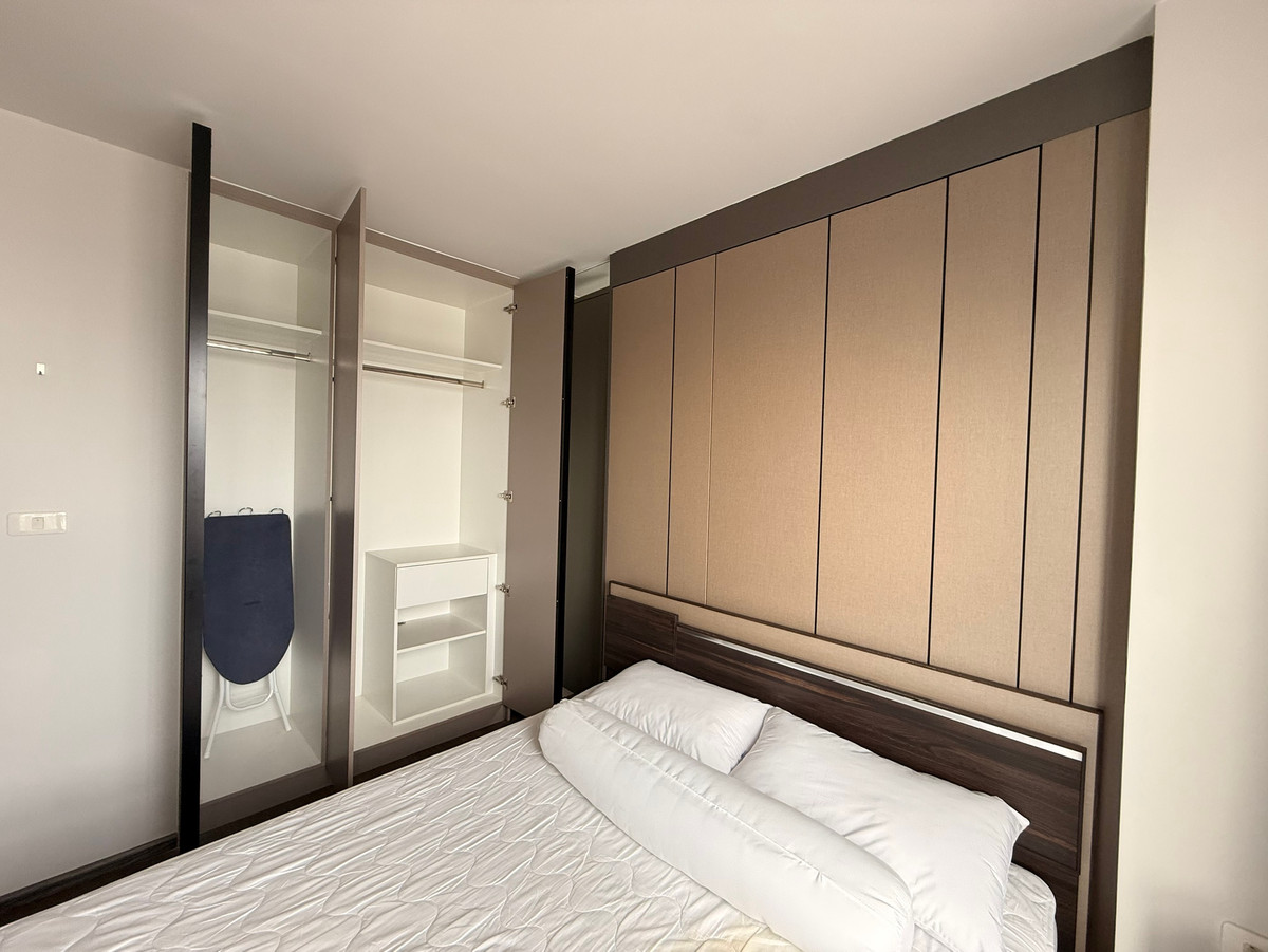 For RentCondoOnnut, Udomsuk : 1 bedroom 1 bathroom available for rent at Ideo Sukhumvit 93