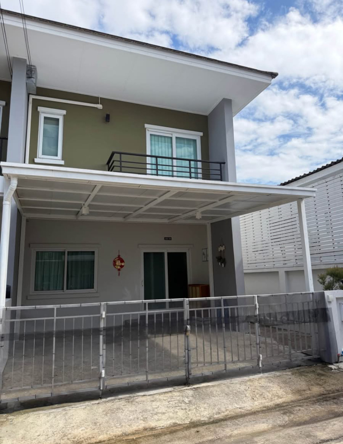 ให้เช่าทาวน์โฮมนวมินทร์ รามอินทรา : ให้เช่าทาวน์โฮม พาทาโกเนีย 5 (เลียบคลองสอง) ตรงข้ามซาฟารีเวิลด์ ใกล้แฟชั่นไอส์แลนด์ 