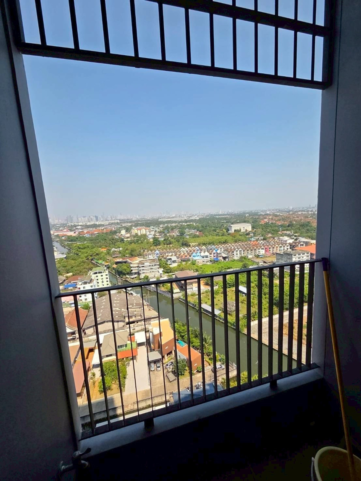 For RentCondoBang kae, Phetkasem : ✨ Fully furnished, has washing machine ✨ For rent, The Livin Phetkasem ✨