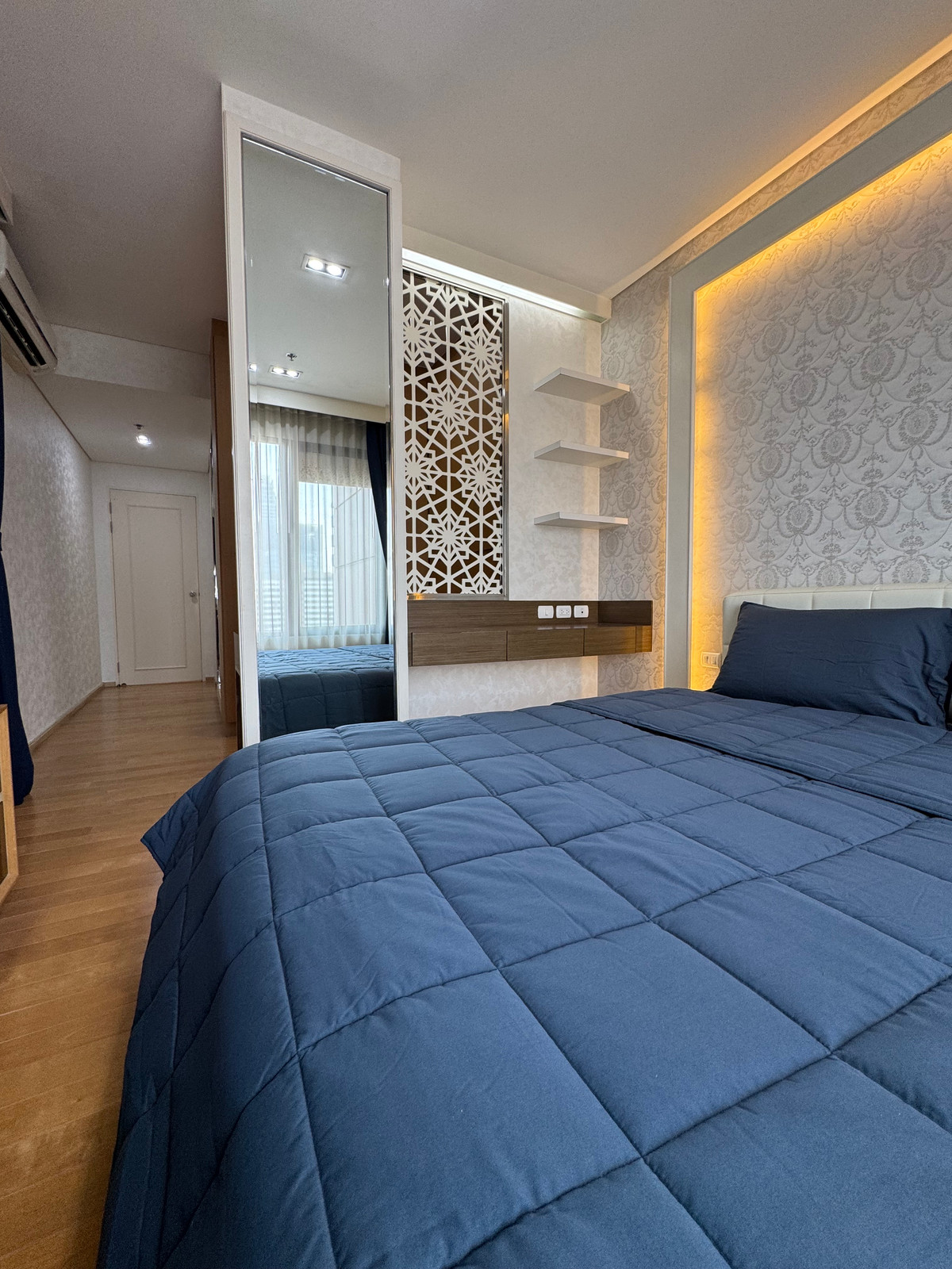 ให้เช่าคอนโดพระราม 9 เพชรบุรีตัดใหม่ RCA : ให้เช่า Villa Asoke Duplex ชั้นสูง พื้นที่กว้าง 90 ตร.ม. ห้องสวยหรูสภาพนางฟ้า
