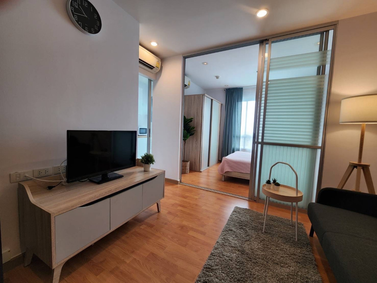 For RentCondoThaphra, Talat Phlu, Wutthakat : Condo, 10th floor, fully furnished, beautifully decorated, for rent in Tha Phra-Phetkasem area, near BTS Bang Wa, only 500 meters.