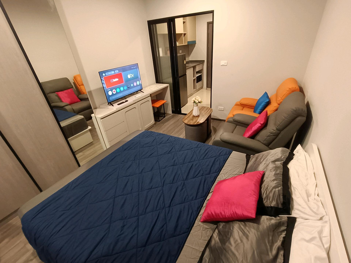 For RentCondoSeri Thai, Ramkhamhaeng Nida : double sofa studio