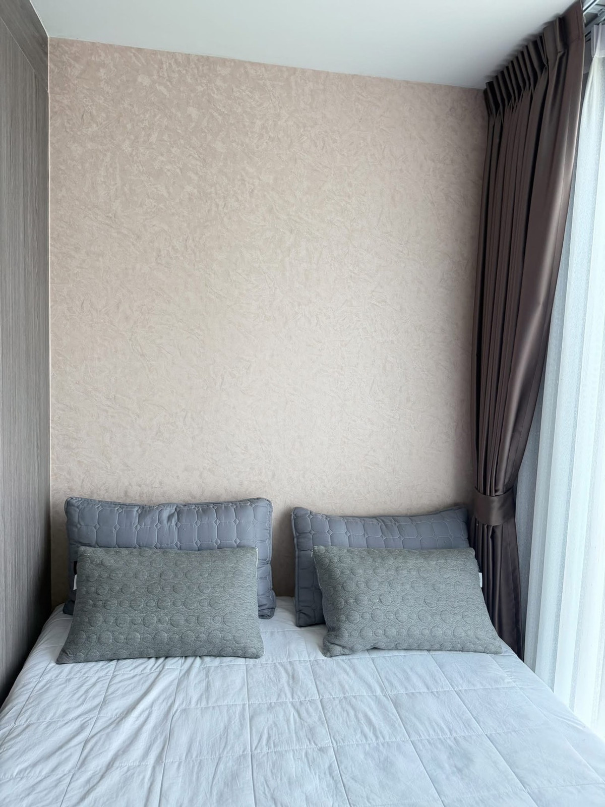 ให้เช่าคอนโดลาดพร้าว เซ็นทรัลลาดพร้าว : ห้องว่างแล้วค่ะ ห้องไม่เคยปล่อยเช่า ทำเลดี 