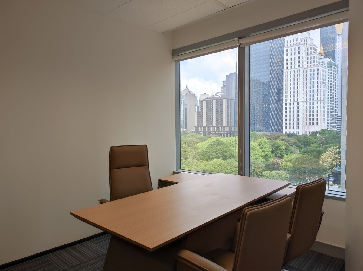 For RentOfficeWitthayu, Chidlom, Langsuan, Ploenchit : Office for rent, Ploenchit (Office For Rent), Capital Tower All Seasons Place building, office space size 100 - 1,300 square meters, price 990 baht/sq m, near BTS Ploenchit, Wireless Road, Lumpini, Chidlom, Pathumwan, Lang Suan 
 
