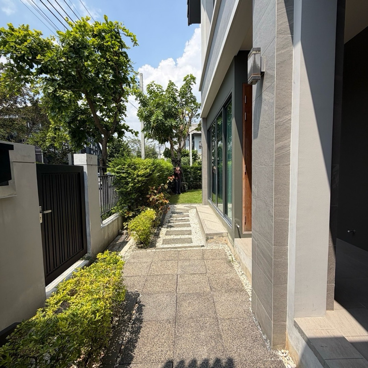 ขายบ้านวิภาวดี ดอนเมือง หลักสี่ : ขาย 🔥 บ้านเดี่ยวหรู Bangkok Boulevard วิภาวดี-งามวงศ์วาน | แปลงใหญ่ 88.7 ตร.ว. | 4 นอน 329 ตร.ม. | เพียง 21.7 ลบ.