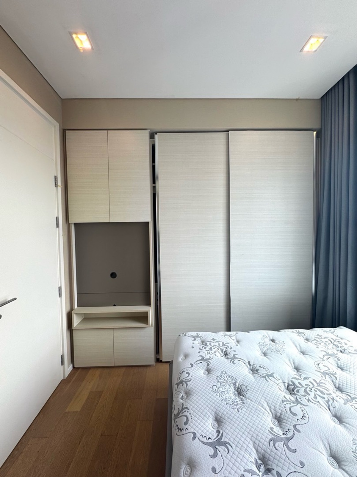 ขายคอนโดลาดพร้าว เซ็นทรัลลาดพร้าว : คอนโดใกล้รถไฟฟ้า BTS & MRT ราคาไม่ถึง 3 ล้าน