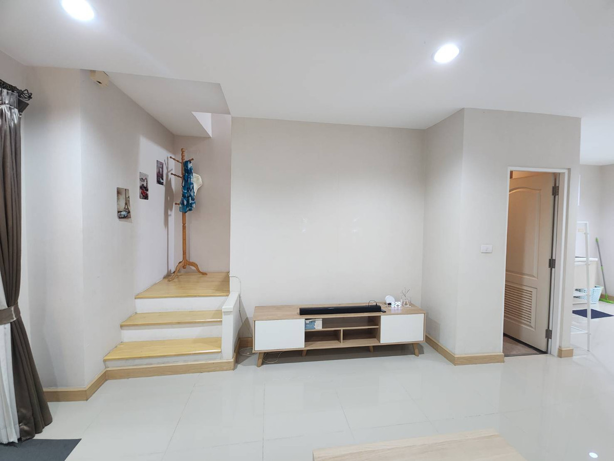 ให้เช่าทาวน์โฮมนวมินทร์ รามอินทรา : ให้เช่าทาวน์โฮม กรีนิช รามอินทรา ใกล้ สวนสยามอะเมซิ่งพาร์ค เพียง 5 นาที