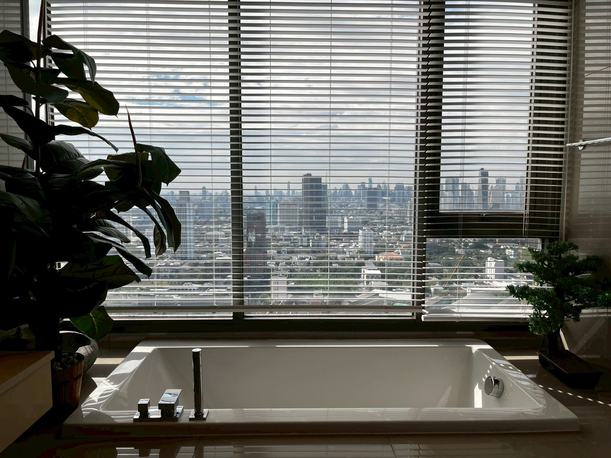 ขายคอนโดสุขุมวิท อโศก ทองหล่อ : 🏠✨ Rhythm Sukhumvit 42 | ขายคอนโด 2 ห้องนอน (HBH-HL-130)