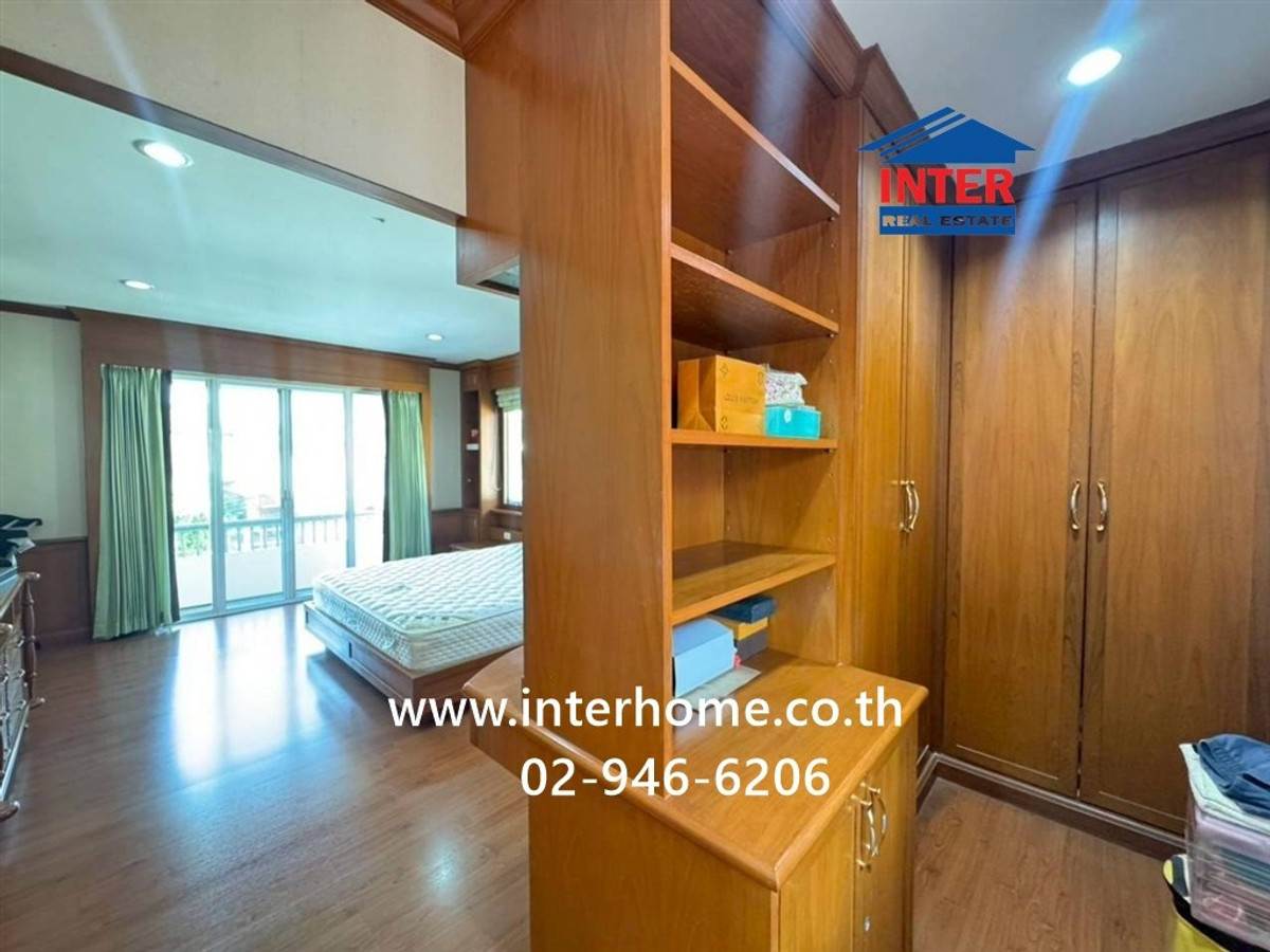 For SaleHouseBang kae, Phetkasem : 2-story detached house, 68 sq m, Parinyada Village, Wongwaen-Sathorn, Bang Khae 4 Road, Bang Khae Road, Kanchanaphisek Road, Bang Khae District, Bangkok