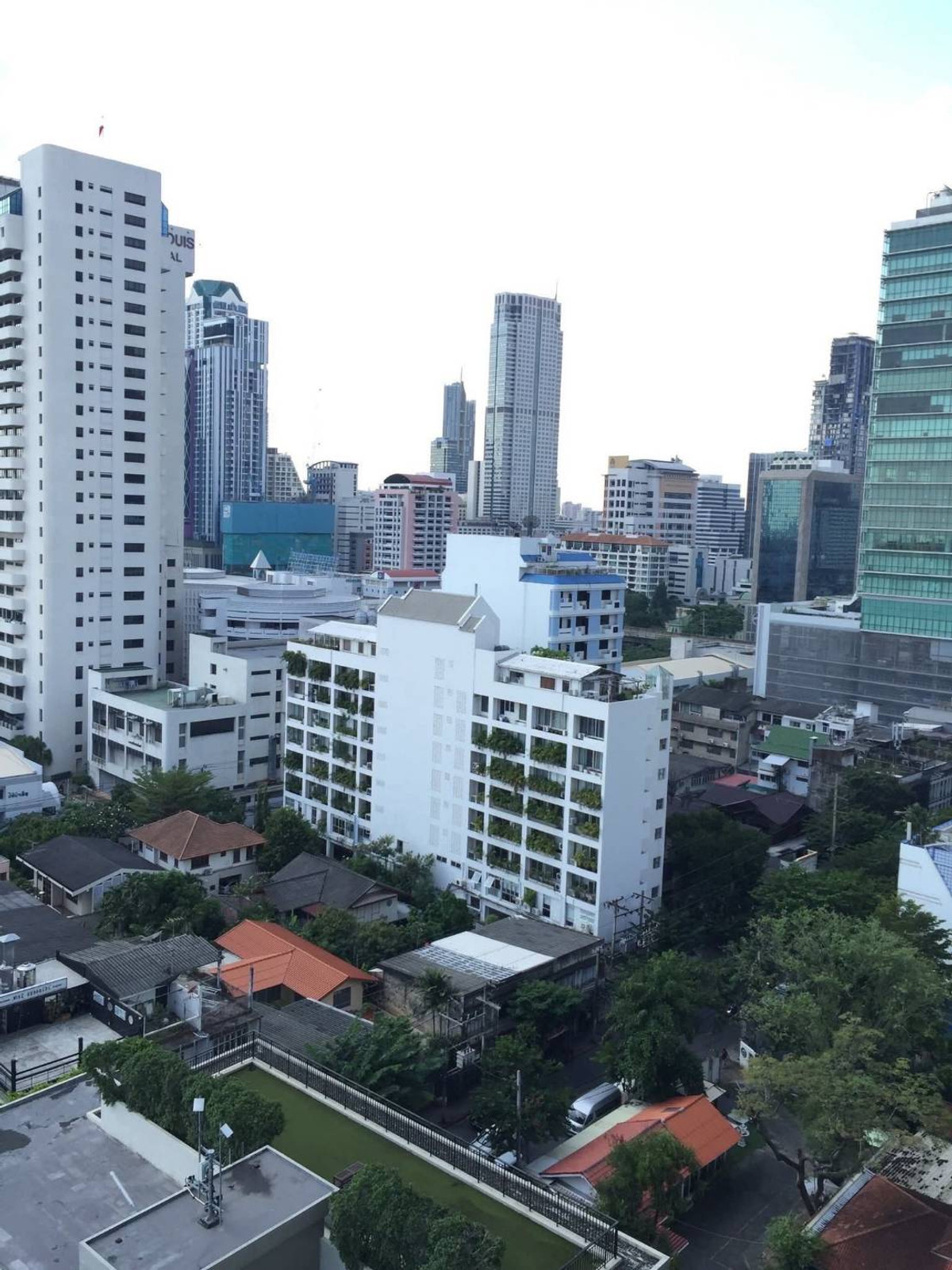 For RentCondoSathorn, Narathiwat : 💥CP-10528💥Centric Sathorn - Saint Louis👉Line : @accessliving