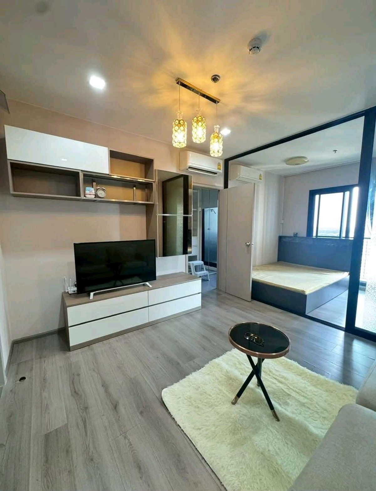 ให้เช่าคอนโดรัตนาธิเบศร์ สนามบินน้ำ พระนั่งเกล้า : ให้เช่า Politan rive ชั้น 35 ขนาด 31 ตร.ม ตกแต่งสวย วิวแม่น้ำ เฟอร์ครบพร้อมอยู่