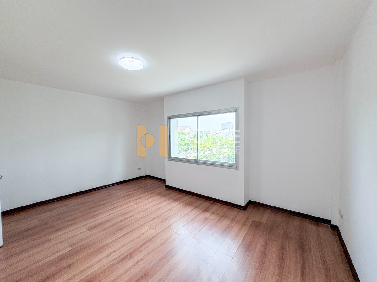 ขายทาวน์โฮมวิภาวดี ดอนเมือง หลักสี่ : Vista Park Vibhavadi / 3 Bedrooms (FOR SALE), วิสต้า พาร์ค วิภาวดี / 3 ห้องนอน (ขาย) TPM372