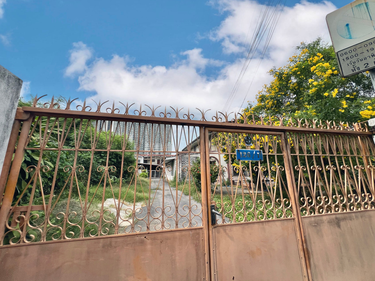 For SaleHouseBang Sue, Wong Sawang, Tao Pun : House with land Soi Krungthep - Nonthaburi 21 / 7 bedrooms (for sale), House With land Soi Krungthep - Nonthaburi 21 / 3 Bedrooms (FOR SALE) BNS007