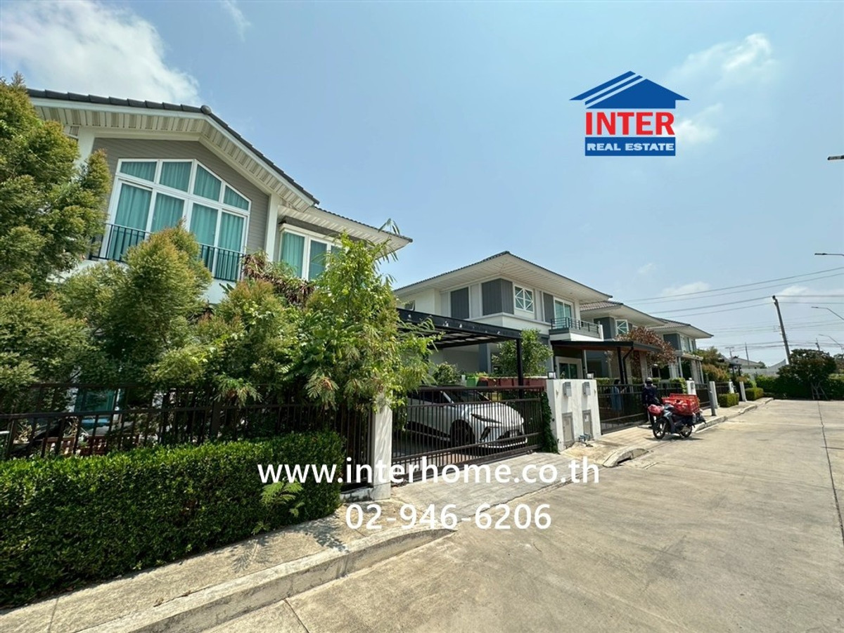 For SaleHouseSamut Prakan,Samrong : 2-story detached house, 55.1 sq m, Supalai Park Ville Village 1. Bangna-Theparak Near Chao Pho Kong Phet Shrine Soi Adul Sasanakarn Bangna-Trad Road, Theparak Road, Bang Phli, Samut Prakan
