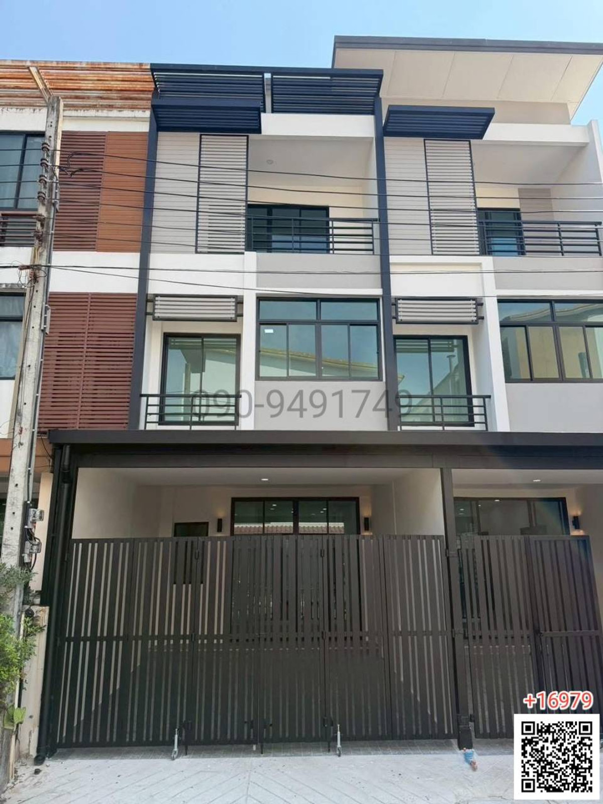 ขายทาวน์โฮมนวมินทร์ รามอินทรา : ขาย ทาวน์โฮม 3 ชั้น Sixnature Watcharapol พร้อมเข้าอยู่