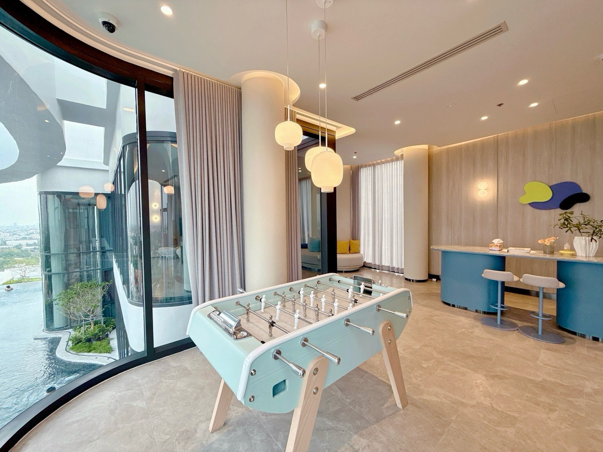 For SaleCondoKasetsart, Ratchayothin : 𝐂𝐎𝐁𝐄 Kaset-Sripatum, free down payment 𝐎 baht, light installments 𝟖,𝟗𝟎𝟎/month, new room, first hand, complete, ready to move in.