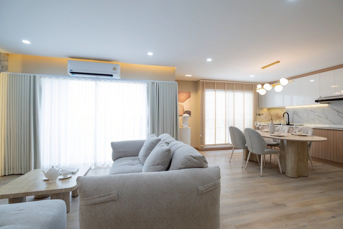 For SaleCondoOnnut, Udomsuk : 🔥 Urgent sale 🔥 Cheapest, beautiful, wide room Call: 0619824959 Line ID: elegant.289